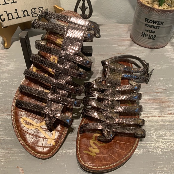 Sam Edelman ‘Gilda’ Pewter metallic boa strappy gladiator sandals 7.5M - Picture 1 of 13